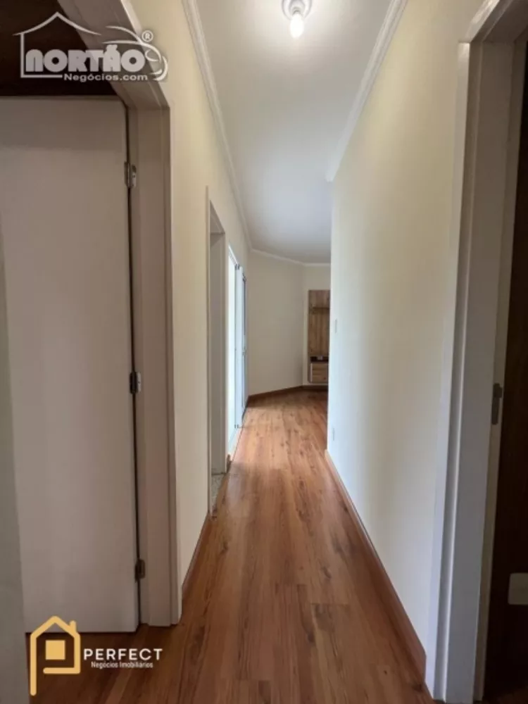 Casa à venda com 4 quartos, 100m² - Foto 5