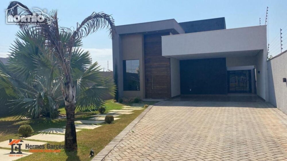 Casa à venda com 4 quartos - Foto 1