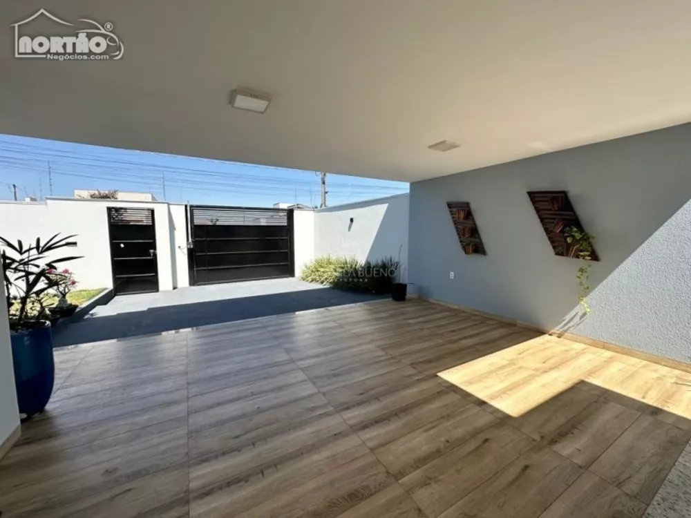 Casa à venda com 2 quartos, 209m² - Foto 3