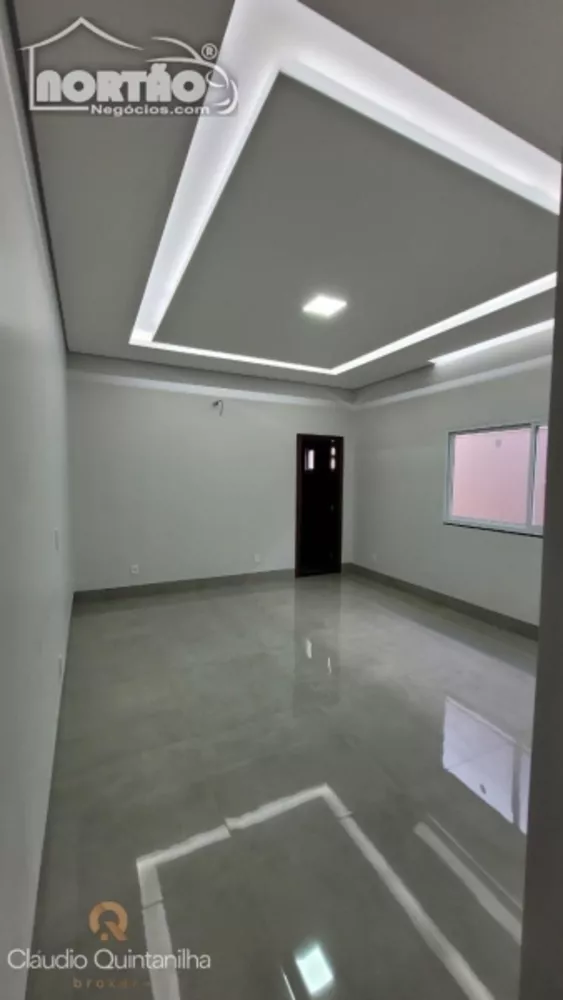 Casa à venda com 4 quartos, 200m² - Foto 6