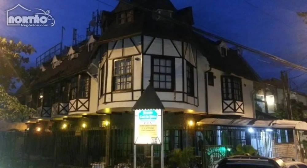 Casa, 12 quartos, 200 m² - Foto 1
