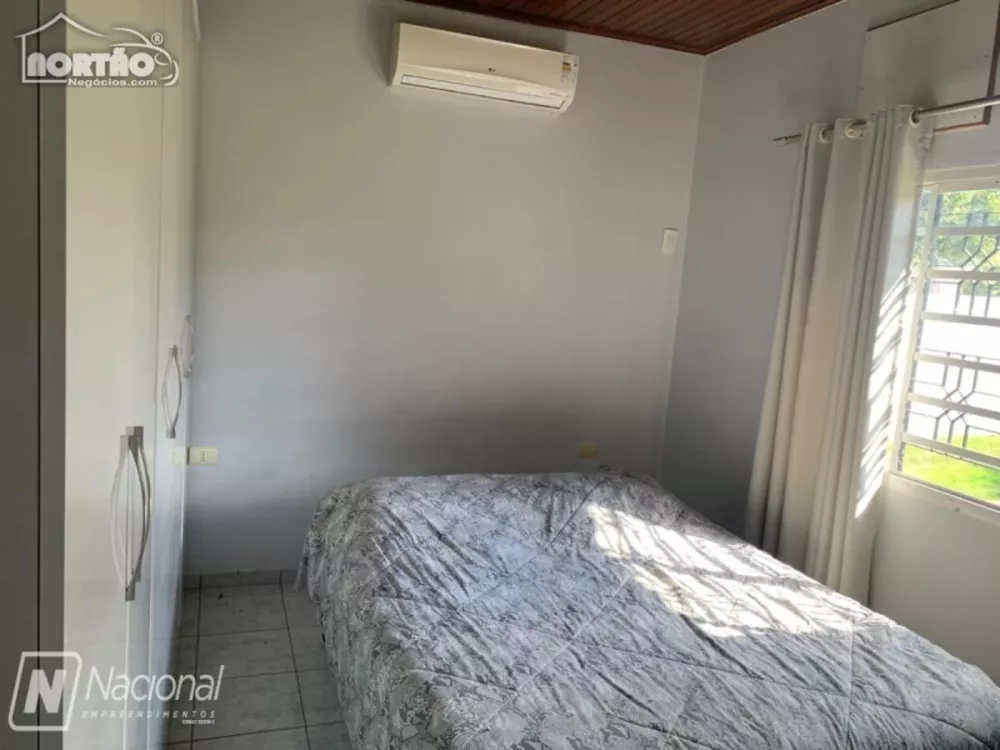 Casa à venda com 3 quartos, 176m² - Foto 8