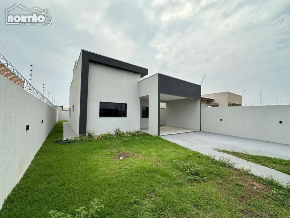 Casa à venda com 3 quartos, 104m² - Foto 2