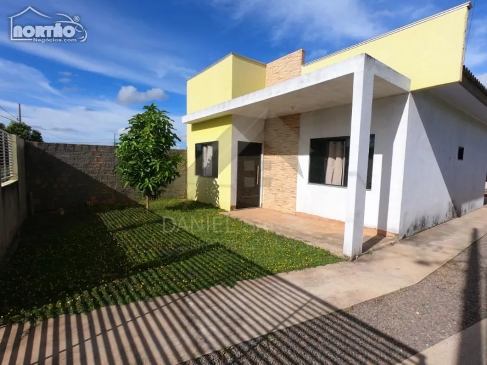 Casa à venda com 3 quartos, 90m² - Foto 3