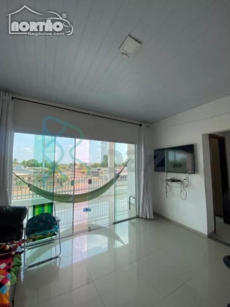 Casa à venda com 3 quartos, 220m² - Foto 3