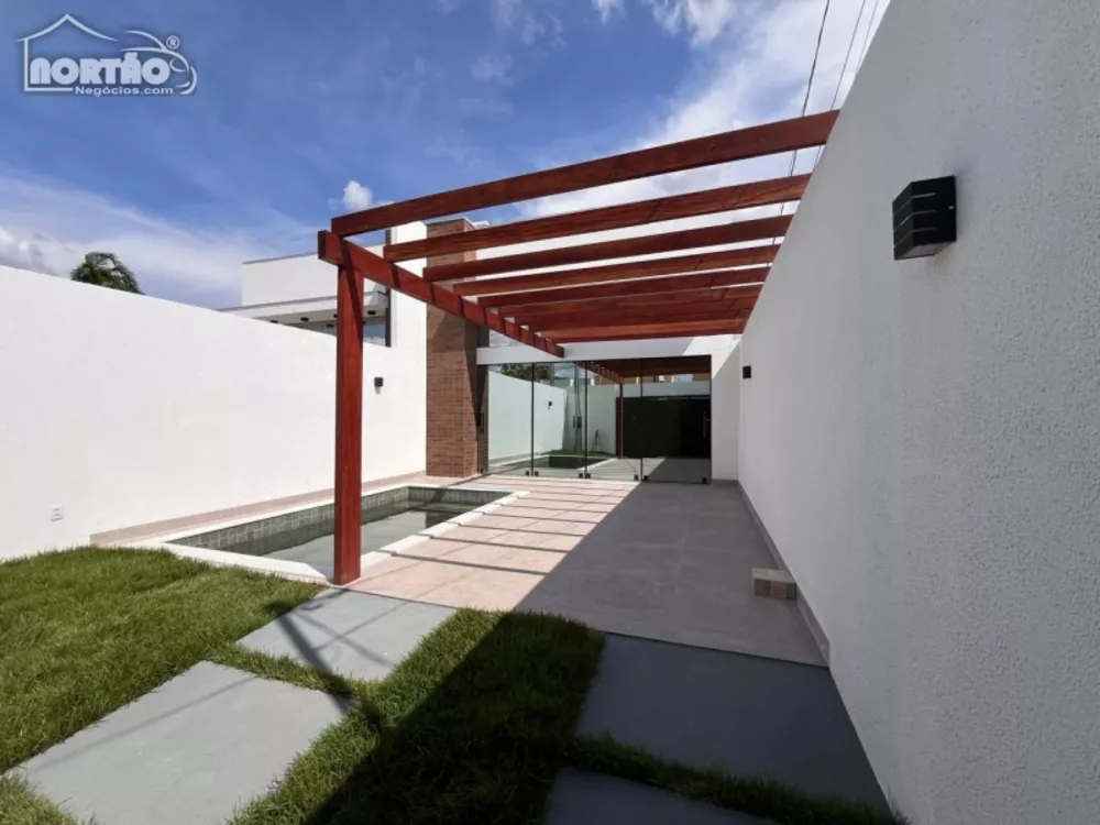 Casa à venda com 3 quartos, 113m² - Foto 2