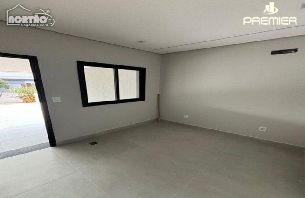 Casa à venda com 5 quartos, 154m² - Foto 4