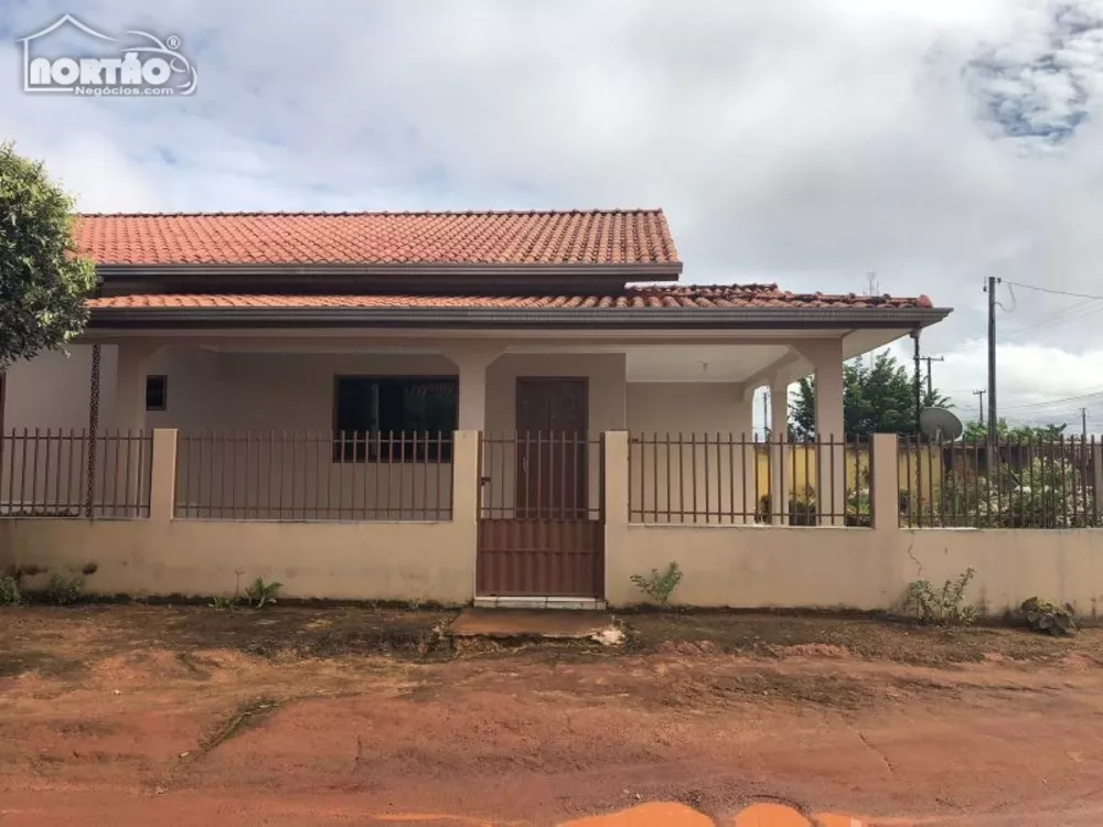 Casa à venda com 5 quartos, 250m² - Foto 10