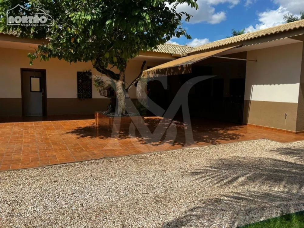 Casa à venda com 4 quartos, 384m² - Foto 7