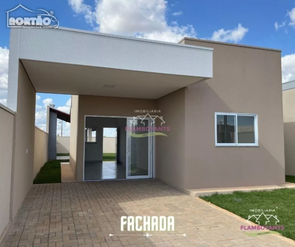 Casa à venda com 2 quartos, 78m² - Foto 1