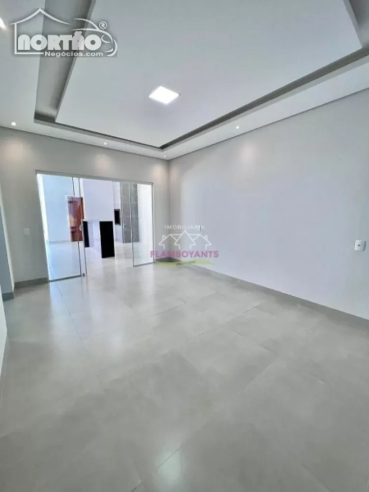 Casa à venda com 4 quartos, 177m² - Foto 3