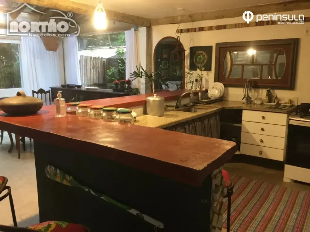 Casa, 6 quartos, 234 m² - Foto 3
