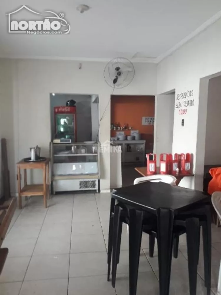 Casa à venda com 3 quartos, 1m² - Foto 2