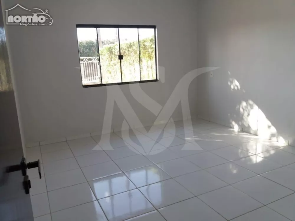 Casa à venda com 3 quartos, 149m² - Foto 4