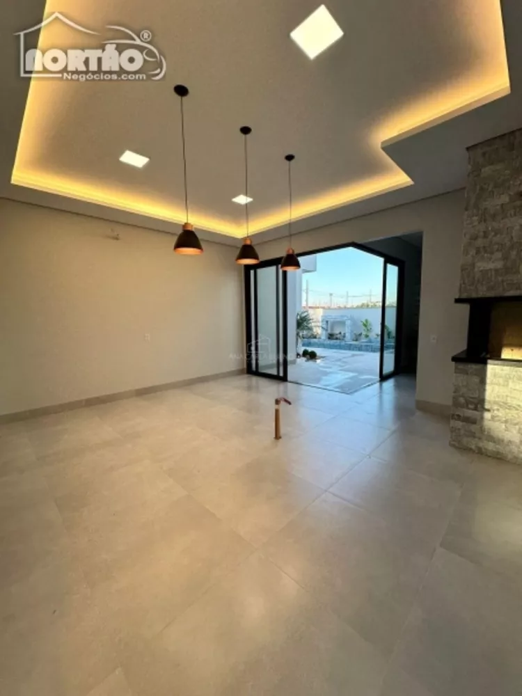 Casa à venda com 1 quarto, 203m² - Foto 4