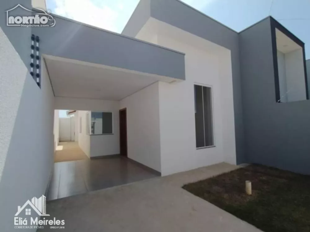 Casa à venda com 3 quartos, 78m² - Foto 1