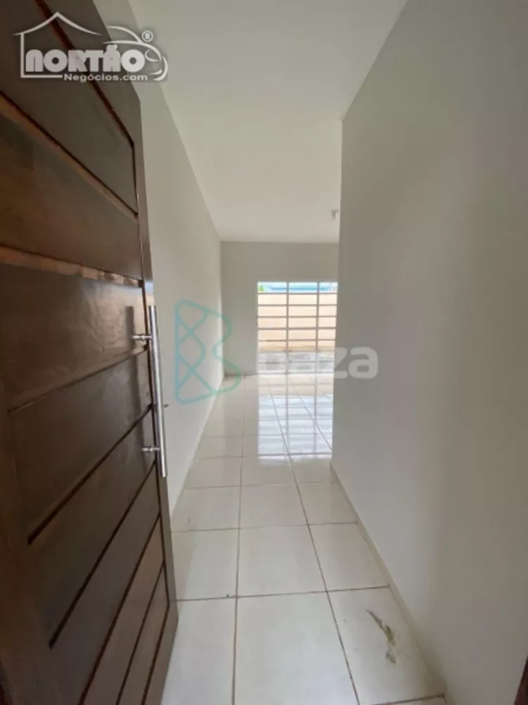 Casa à venda com 3 quartos, 60m² - Foto 4