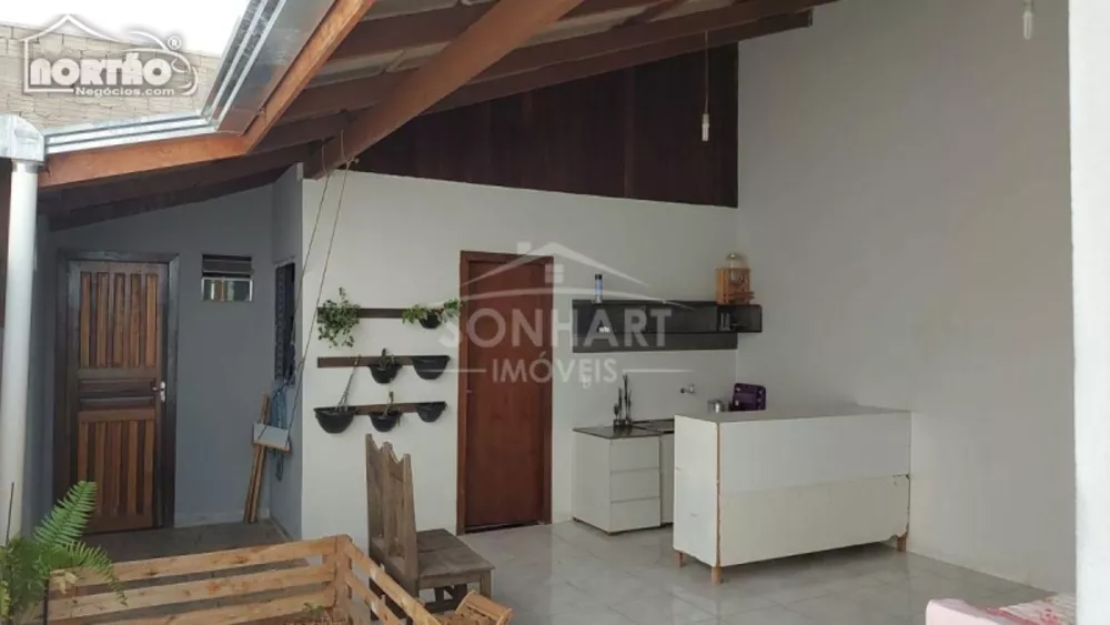 Casa à venda com 3 quartos, 90m² - Foto 7