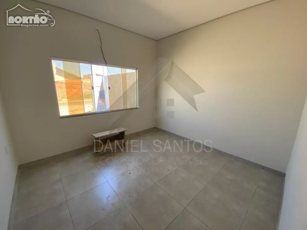 Casa à venda com 3 quartos, 61m² - Foto 7