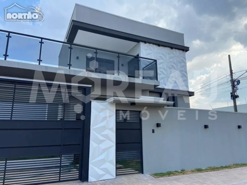 Casa à venda com 4 quartos, 147m² - Foto 3