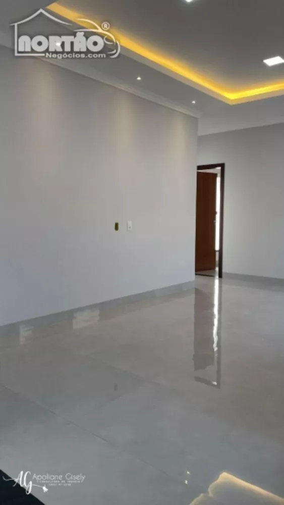 Casa à venda com 3 quartos, 198m² - Foto 4