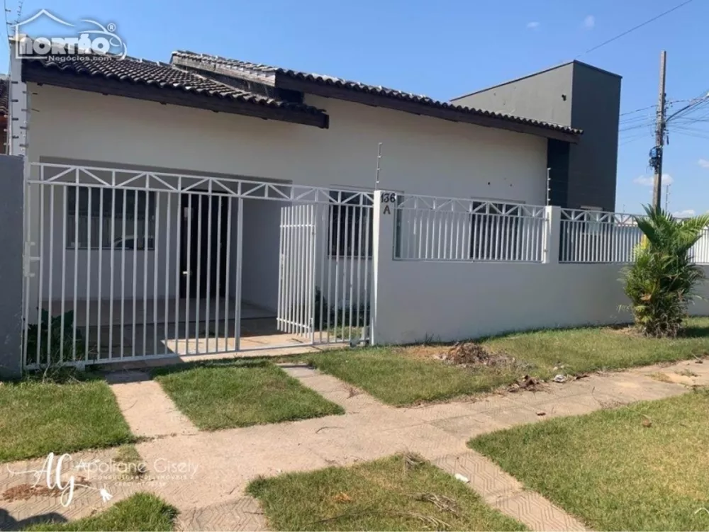 Casa à venda com 3 quartos, 106m² - Foto 1