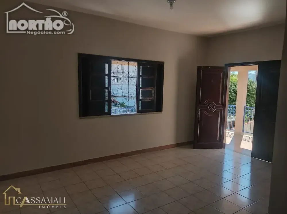 Casa, 4 quartos - Foto 2