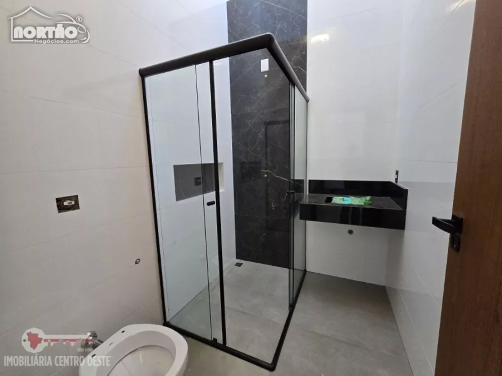 Casa à venda com 3 quartos, 88m² - Foto 4