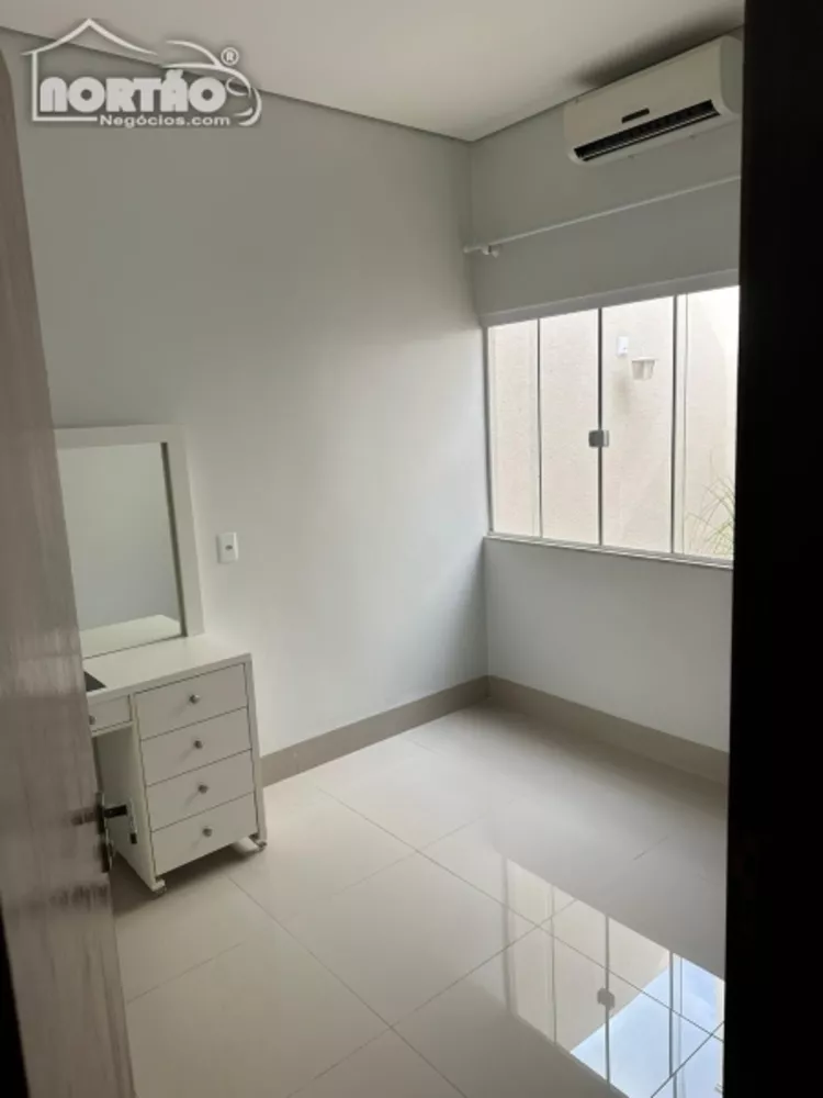 Casa à venda com 4 quartos, 232m² - Foto 7