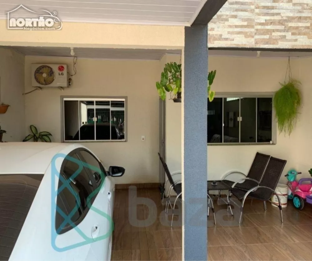 Casa à venda com 3 quartos, 70m² - Foto 2