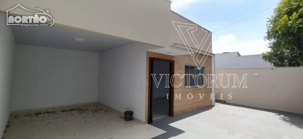 Casa à venda com 3 quartos, 280m² - Foto 4