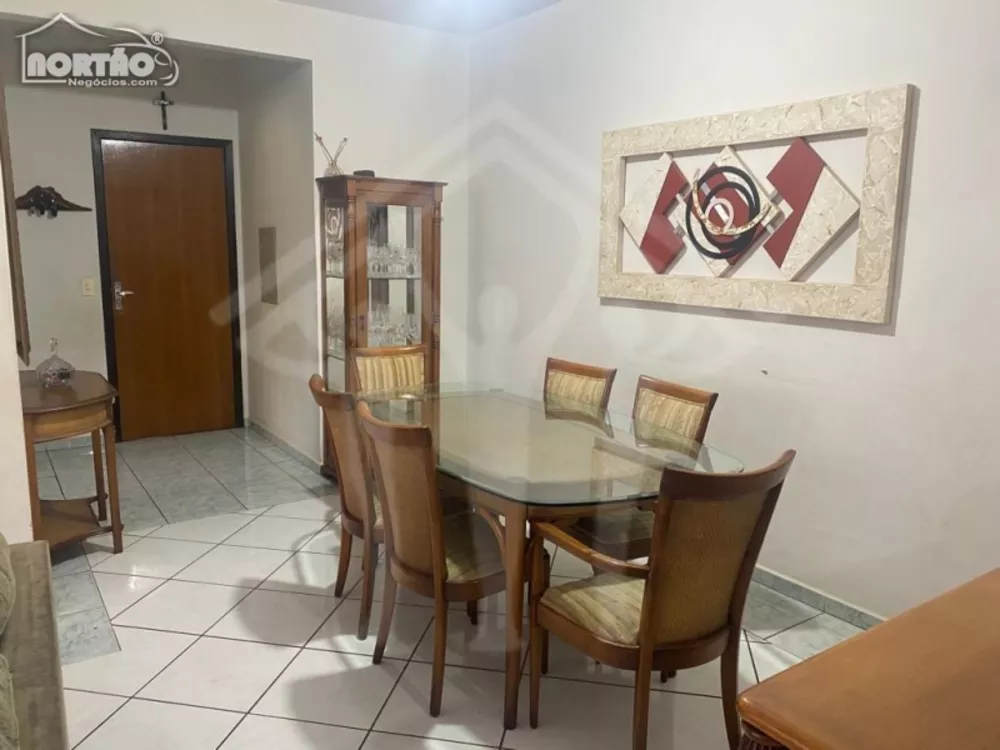 Casa à venda com 3 quartos, 101m² - Foto 4