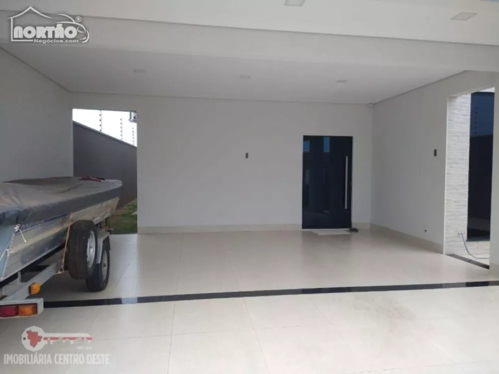 Casa à venda com 3 quartos, 150m² - Foto 2