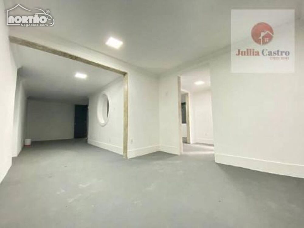 Casa, 9 quartos, 600 m² - Foto 2