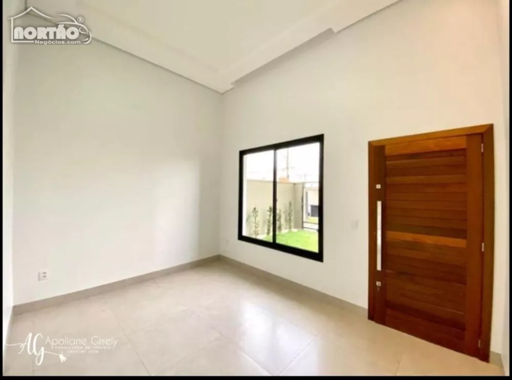 Casa à venda com 3 quartos, 104m² - Foto 4