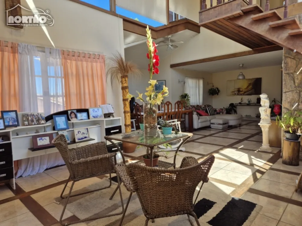 Casa, 2 quartos, 450 m² - Foto 13