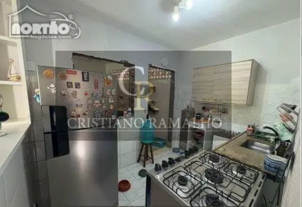 Casa, 7 quartos, 140 m² - Foto 2