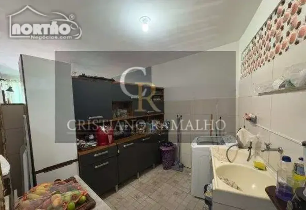 Casa, 7 quartos, 140 m² - Foto 4