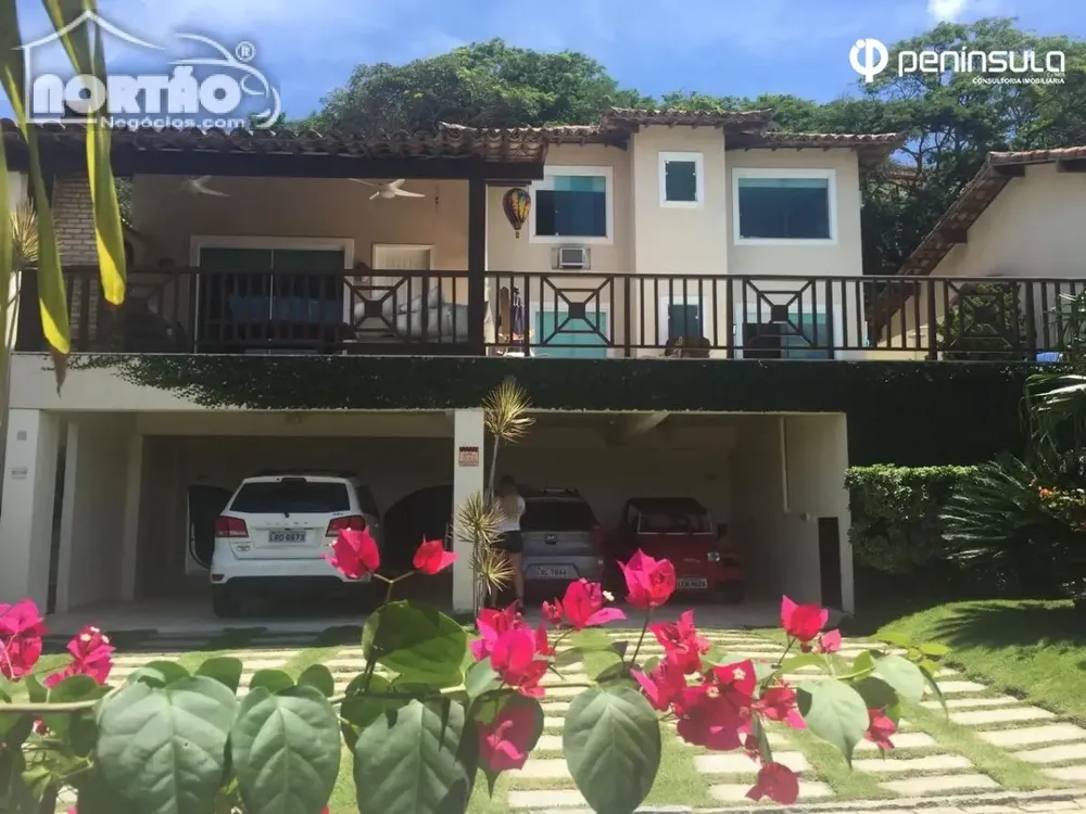Casa, 6 quartos, 250 m² - Foto 1