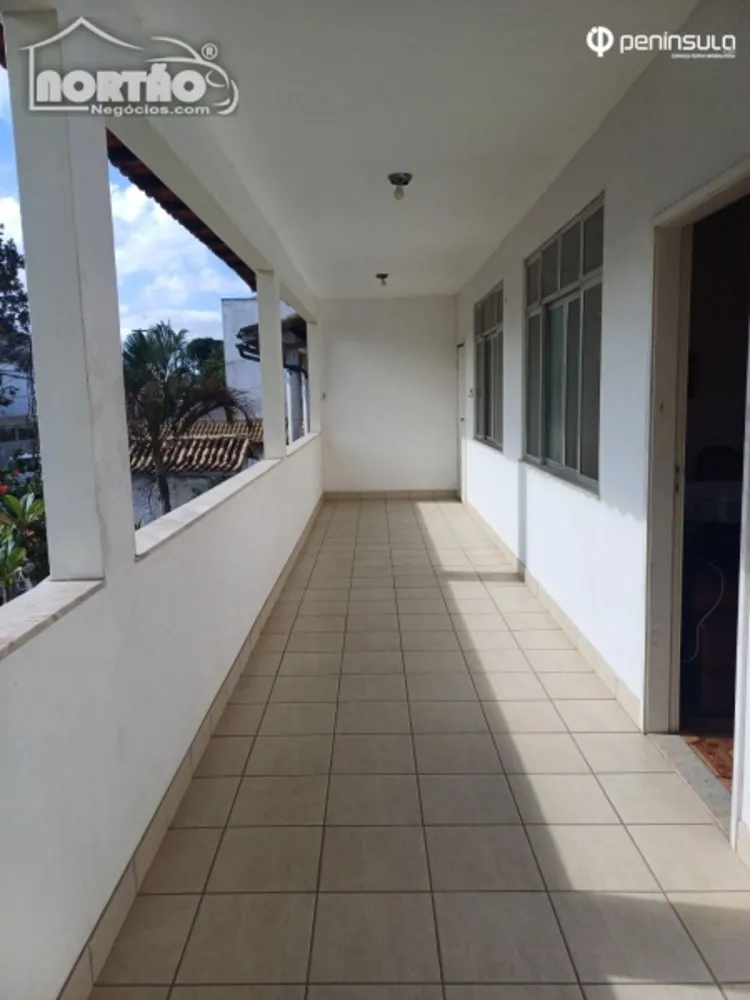 Casa, 5 quartos, 164 m² - Foto 2