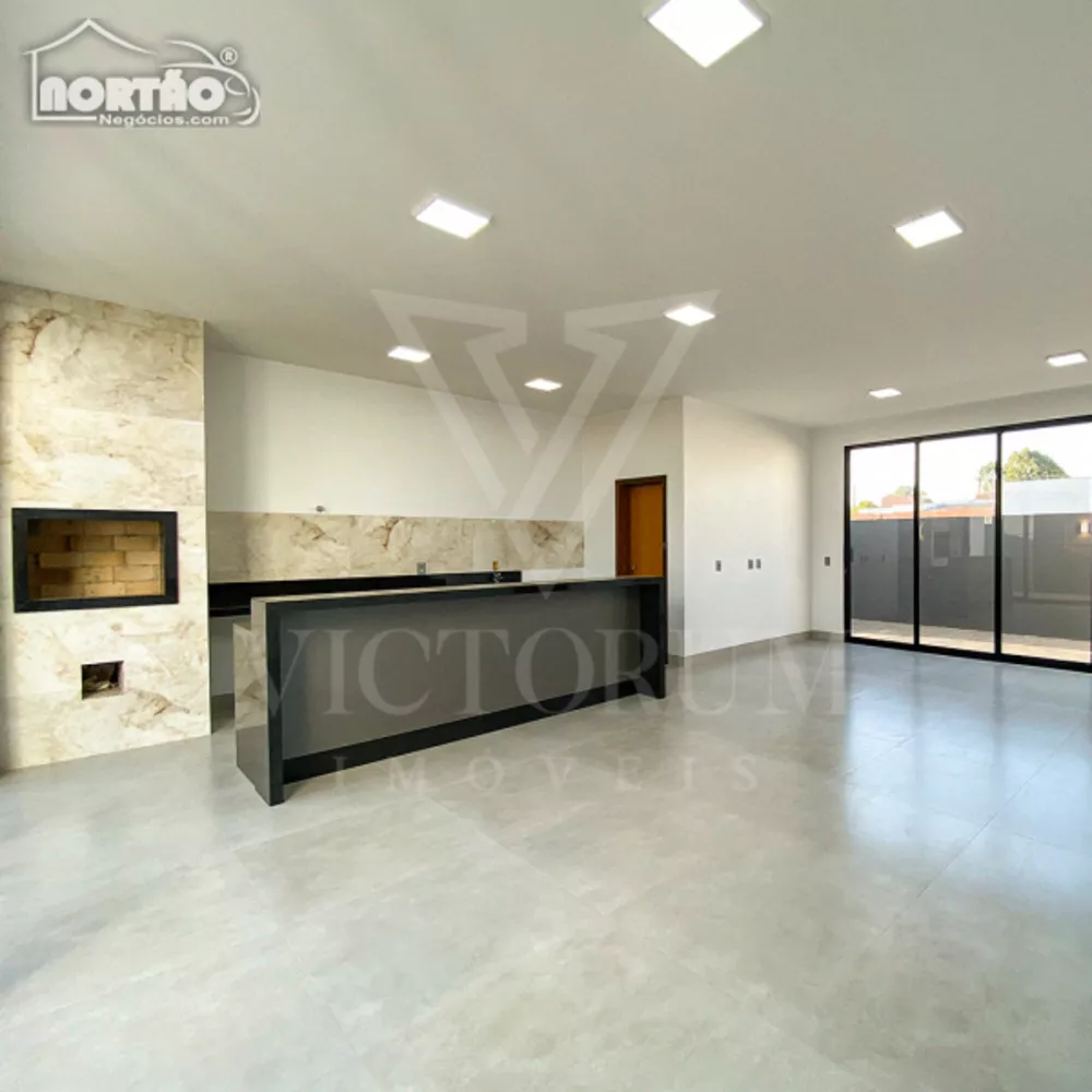 Casa à venda com 2 quartos, 300m² - Foto 4