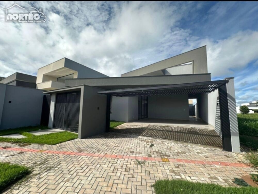 Casa, 2 quartos, 182 m² - Foto 1