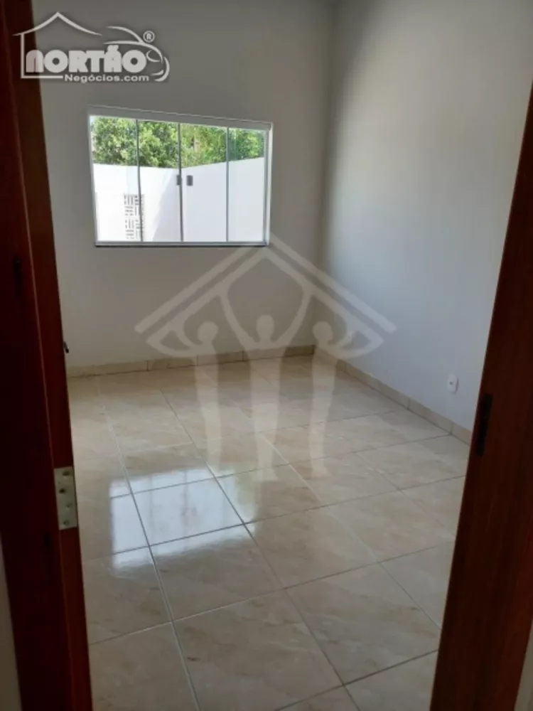 Casa à venda com 4 quartos, 4822m² - Foto 2