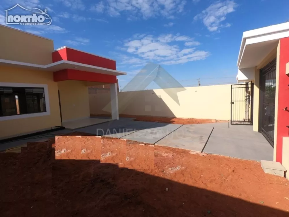 Casa à venda com 2 quartos, 89m² - Foto 4