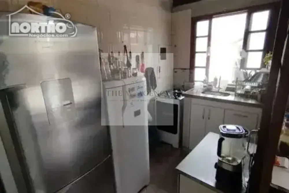 Casa, 5 quartos, 272 m² - Foto 9