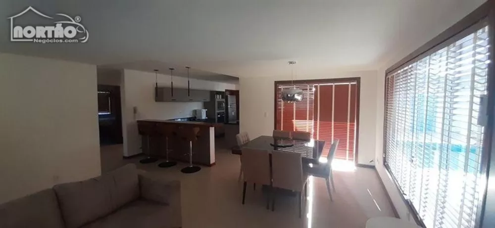 Casa à venda com 5 quartos, 155m² - Foto 6