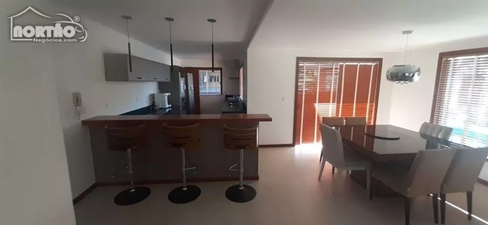 Casa à venda com 5 quartos, 155m² - Foto 8