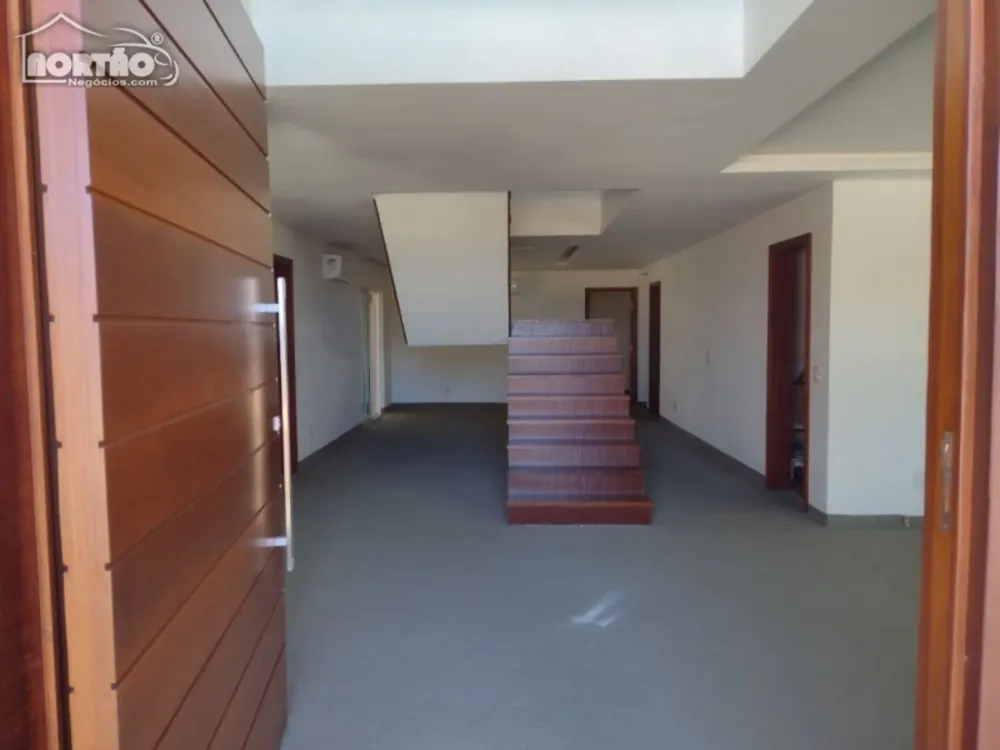 Casa, 6 quartos, 400 m² - Foto 9