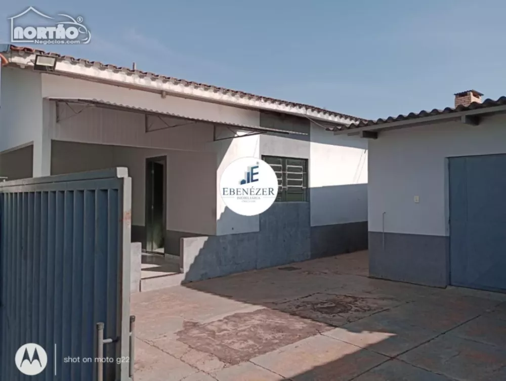 Casa à venda com 2 quartos, 360m² - Foto 4