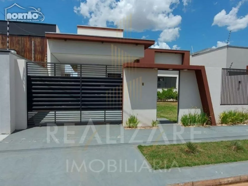 Casa à venda com 3 quartos, 107m² - Foto 2